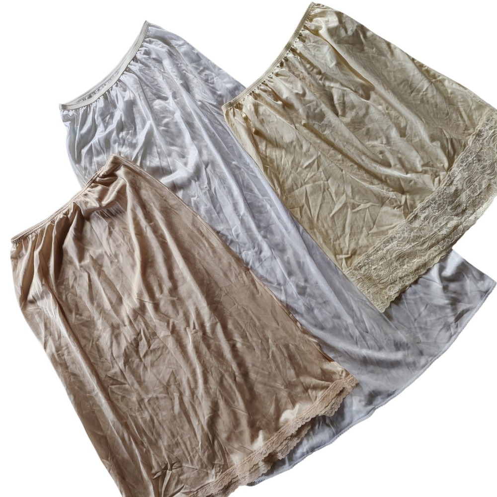 Lot of 3 Vintage Slip Skirts Vanity Fair Warners Vassarette Beige Pink White S/M